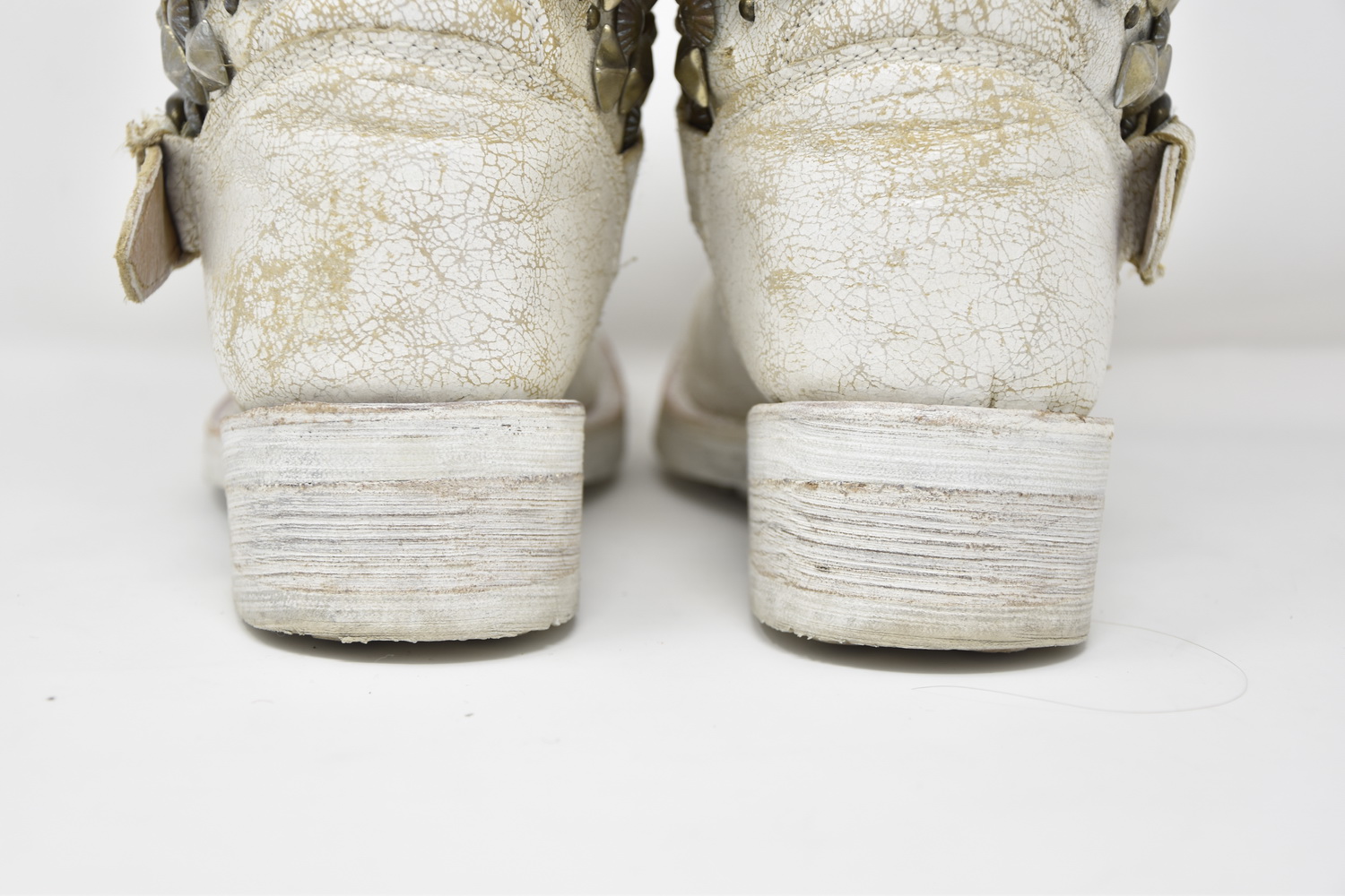 Bottines Motard ASH Blanches à Clous Et Strass - Taille 37 (UK4) - Occasion Très Bon état