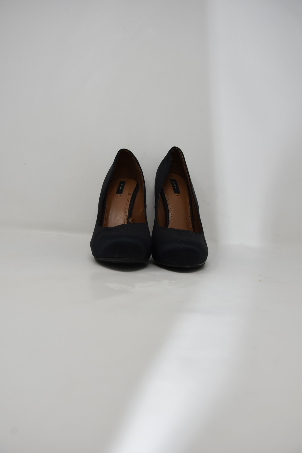 Escarpins De Soirée ZARA Noir Satiné - Taille 41 - Très Très Bon État (Occasion)